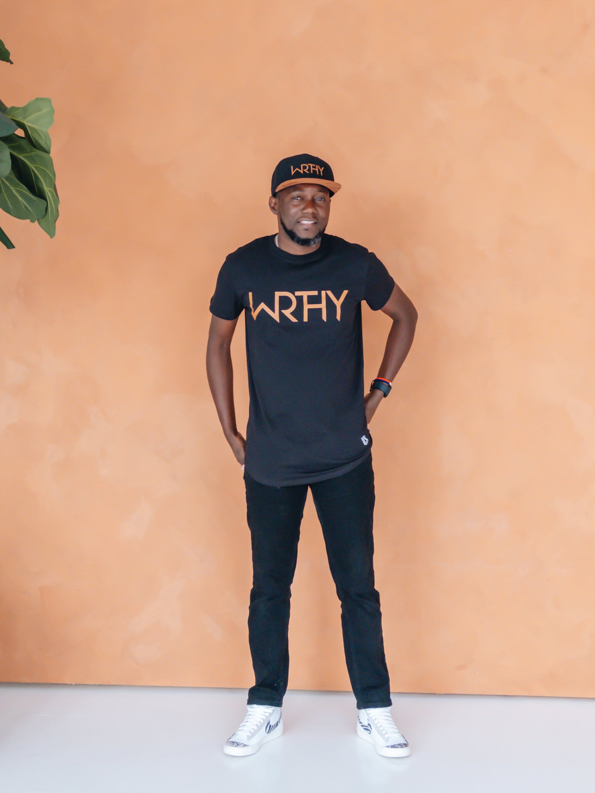 WRTHY Devotional  Lifestyle Black Curved  Hem T-shirt Devotional Lifestyle